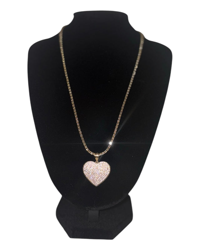 Thin Necklace with Heart Pendant